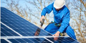 Installation Maintenance Panneaux Solaires Photovoltaïques à Lebucquiere